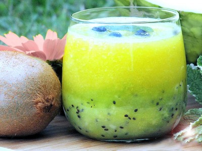 коктейль из киви с дыни и со льдом в домашних условиях