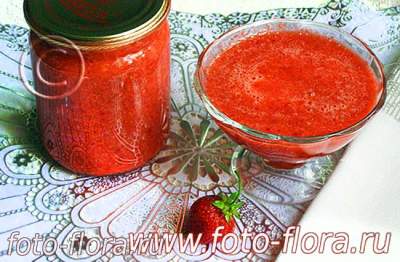 клубника протертая с сахаром на зиму вкусно и быстро в банках фото