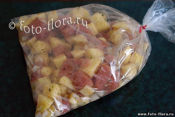  картошка с мясом в рукаве в микроволновке рецепт с фото