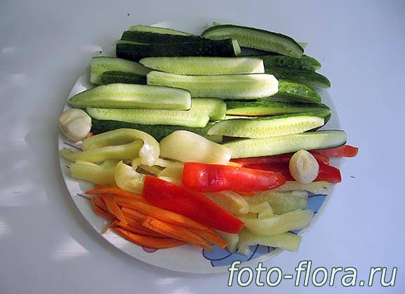 как замариновать огурцы дольками на зиму