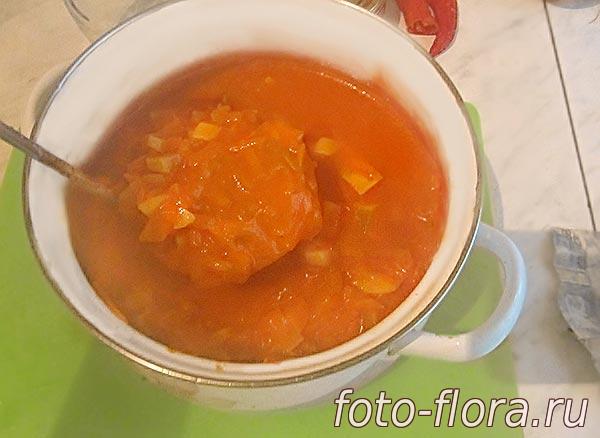сварили салата из кабачков с майонезом и томатом -пошаовое фото рецепта